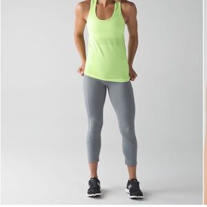 Lululemon Swiftly Tech Racerback Sz 6